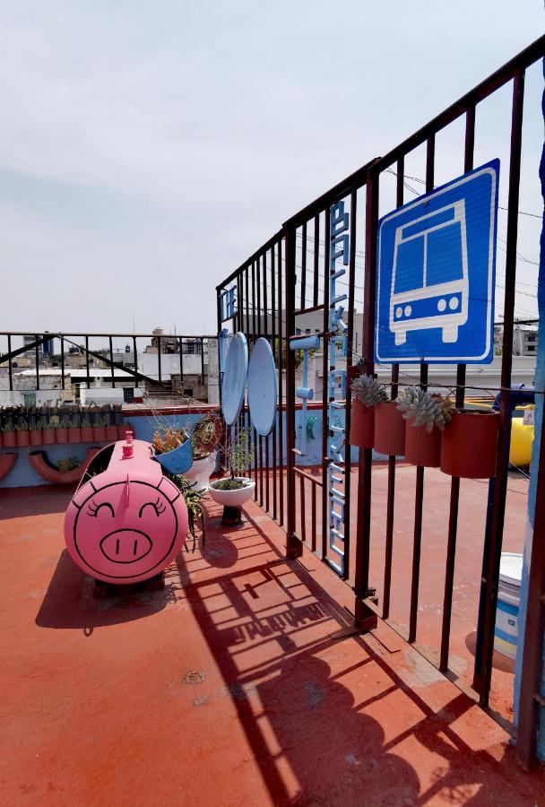The Roof Backpackers Hotel Guadalajara Luaran gambar