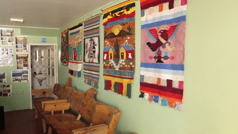 The Roof Backpackers Hotel Guadalajara Luaran gambar