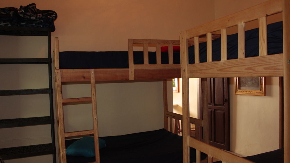 The Roof Backpackers Hotel Guadalajara Luaran gambar