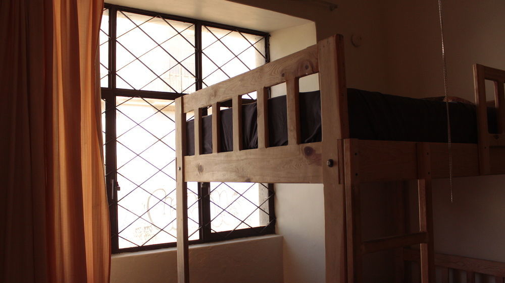 The Roof Backpackers Hotel Guadalajara Luaran gambar